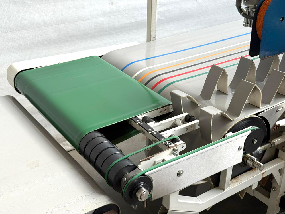 Máquina procesadora de flores Cyklop de ocasión 16